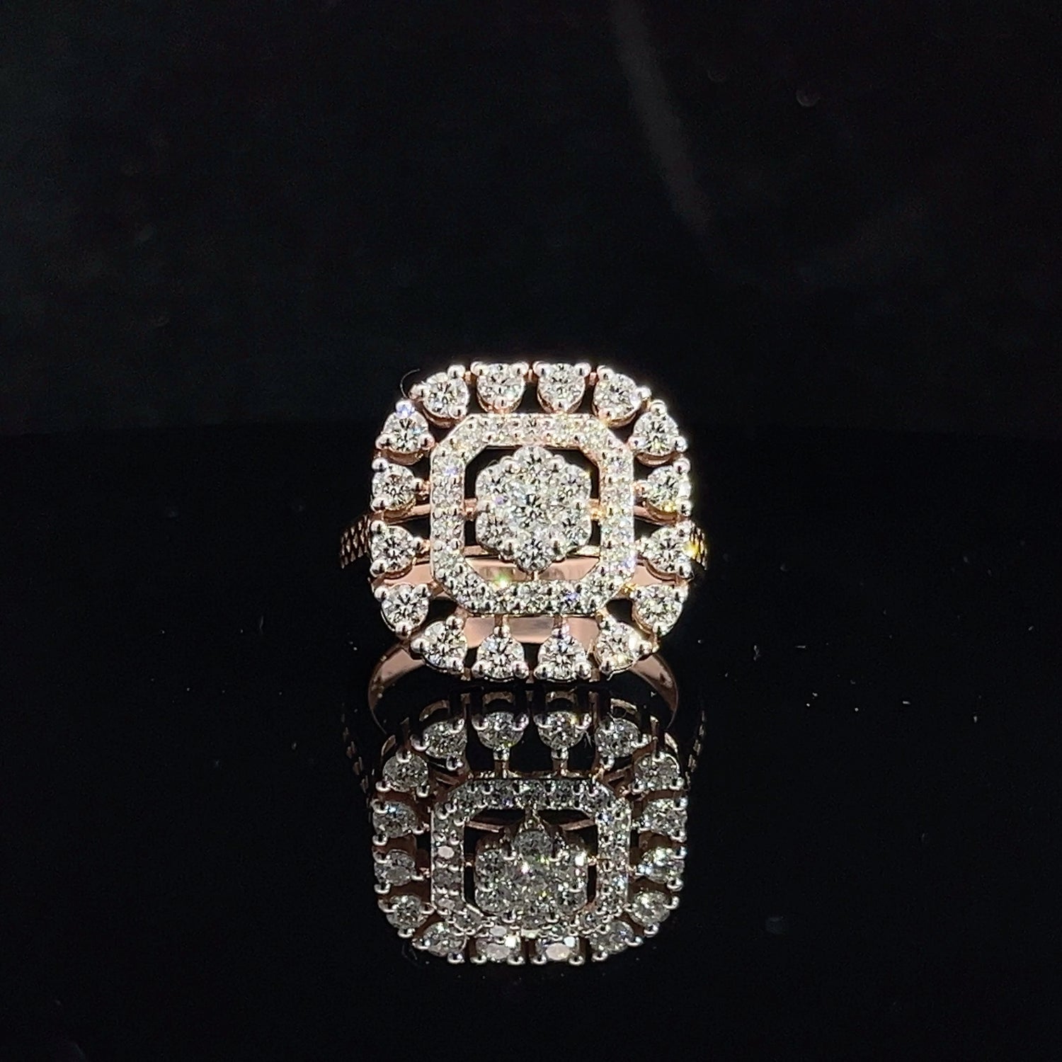 Zavian Diamond Ladies Ring